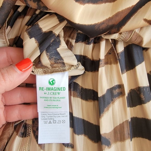 NWT JCrew featherweight silky satin mini skirt in zebra stripe, sz 0 - Picture 5 of 10